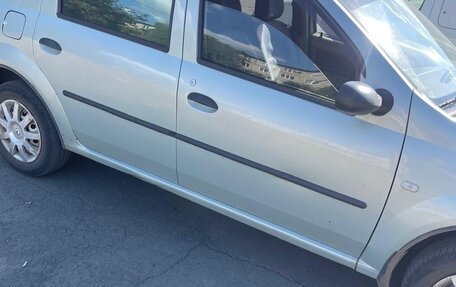 Renault Logan I, 2006 год, 300 000 рублей, 2 фотография