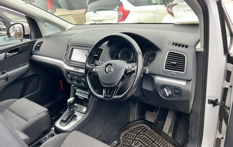 Volkswagen Sharan II, 2017 год, 1 100 000 рублей, 11 фотография