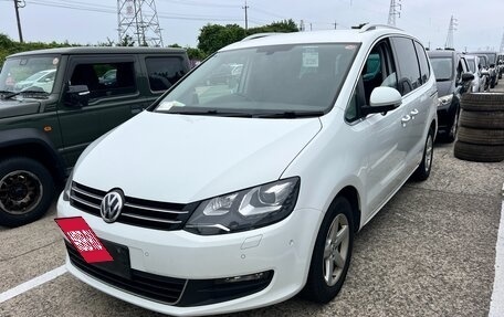 Volkswagen Sharan II, 2017 год, 1 100 000 рублей, 4 фотография