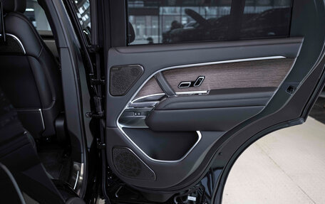 Land Rover Range Rover IV рестайлинг, 2025 год, 23 800 000 рублей, 20 фотография