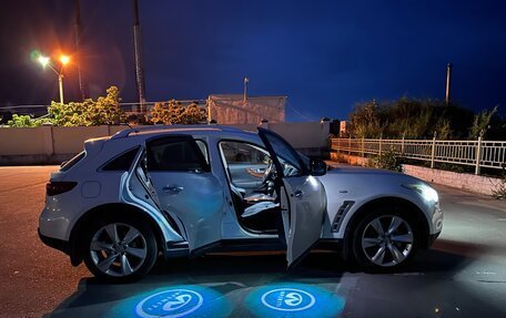 Infiniti FX II, 2010 год, 2 300 000 рублей, 15 фотография