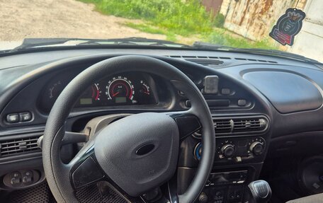 Chevrolet Niva I рестайлинг, 2011 год, 450 000 рублей, 5 фотография