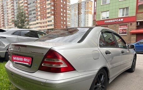 Mercedes-Benz C-Класс, 2004 год, 479 000 рублей, 3 фотография
