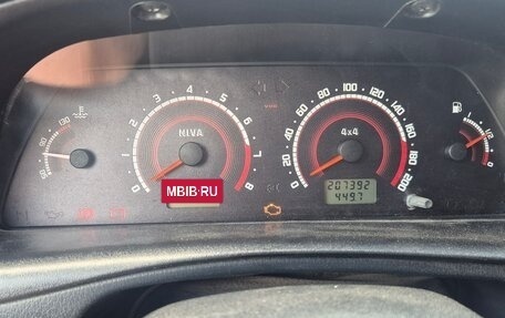 Chevrolet Niva I рестайлинг, 2011 год, 450 000 рублей, 6 фотография