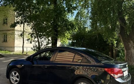 Chevrolet Cruze II, 2012 год, 560 000 рублей, 2 фотография
