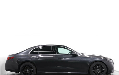 Mercedes-Benz E-Класс, 2024 год, 6 500 000 рублей, 4 фотография