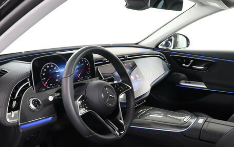 Mercedes-Benz E-Класс, 2024 год, 6 500 000 рублей, 14 фотография