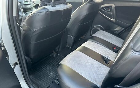 Toyota RAV4, 2006 год, 1 250 000 рублей, 10 фотография