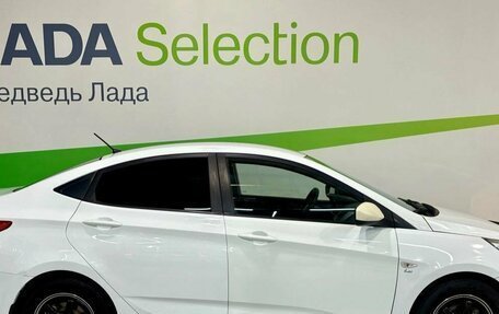 Hyundai Solaris II рестайлинг, 2015 год, 785 000 рублей, 10 фотография