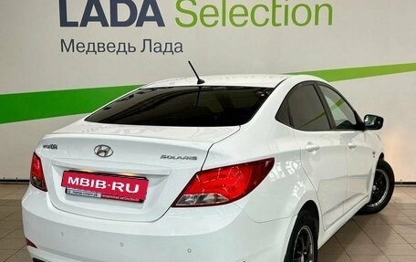 Hyundai Solaris II рестайлинг, 2015 год, 785 000 рублей, 2 фотография
