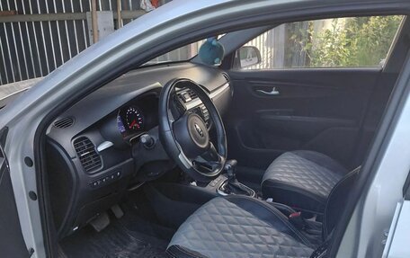 KIA Rio IV, 2020 год, 800 000 рублей, 8 фотография