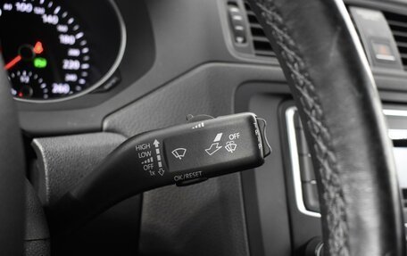 Volkswagen Jetta VI, 2016 год, 1 048 100 рублей, 13 фотография