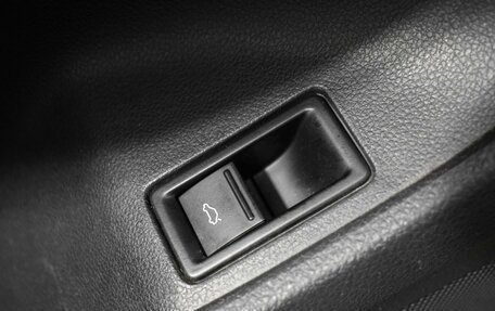 Volkswagen Jetta VI, 2016 год, 1 048 100 рублей, 17 фотография