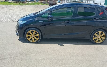 Honda Fit III, 2017 год, 1 250 000 рублей, 2 фотография