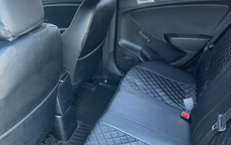 Hyundai Solaris II рестайлинг, 2015 год, 790 000 рублей, 13 фотография