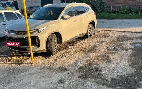 CheryExeed TXL, 2023 год, 1 700 000 рублей, 2 фотография