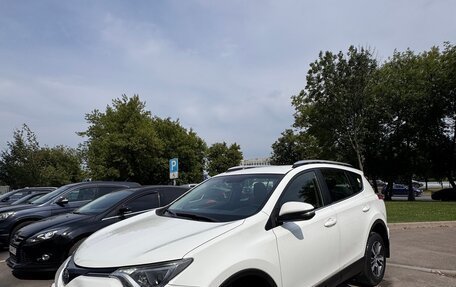 Toyota RAV4, 2015 год, 1 950 000 рублей, 3 фотография
