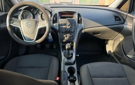 Opel Astra J, 2012 год, 620 000 рублей, 7 фотография
