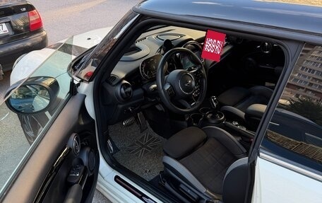 MINI Hatch, 2021 год, 3 700 000 рублей, 9 фотография