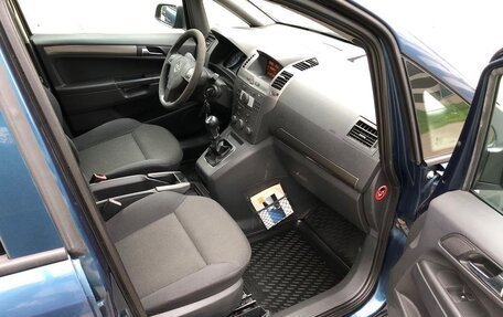 Opel Zafira B, 2007 год, 399 999 рублей, 14 фотография