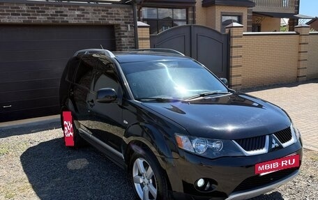 Mitsubishi Outlander III рестайлинг 3, 2008 год, 1 200 000 рублей, 4 фотография