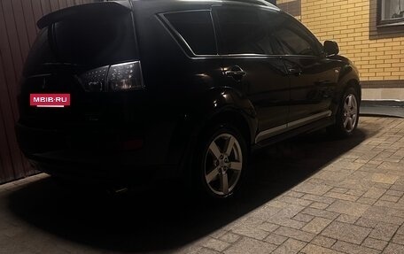 Mitsubishi Outlander III рестайлинг 3, 2008 год, 1 200 000 рублей, 12 фотография