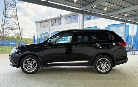 Mitsubishi Outlander III рестайлинг 3, 2018 год, 2 149 000 рублей, 2 фотография