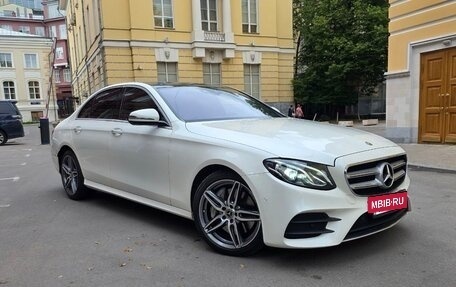 Mercedes-Benz E-Класс, 2017 год, 3 600 000 рублей, 5 фотография