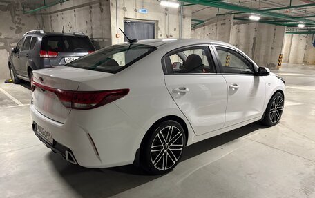 KIA Rio IV, 2021 год, 1 740 000 рублей, 5 фотография