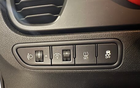 KIA Rio IV, 2021 год, 1 740 000 рублей, 14 фотография