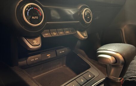 KIA Rio IV, 2021 год, 1 740 000 рублей, 16 фотография