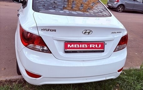 Hyundai Solaris II рестайлинг, 2013 год, 700 000 рублей, 4 фотография