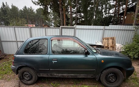 Nissan March II, 1996 год, 180 000 рублей, 2 фотография