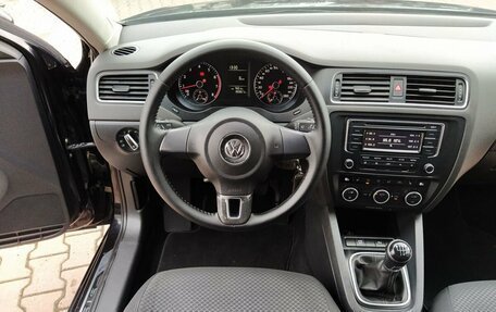 Volkswagen Jetta VI, 2014 год, 890 000 рублей, 23 фотография