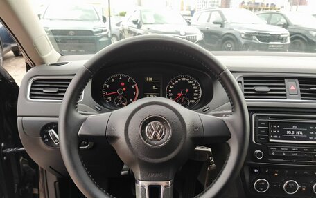 Volkswagen Jetta VI, 2014 год, 890 000 рублей, 24 фотография