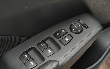 Hyundai Solaris II рестайлинг, 2019 год, 1 299 000 рублей, 7 фотография