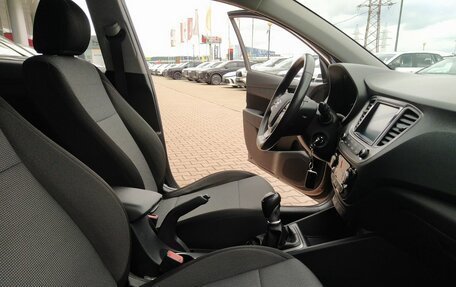 Hyundai Solaris II рестайлинг, 2019 год, 1 299 000 рублей, 18 фотография
