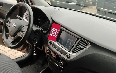 Hyundai Solaris II рестайлинг, 2019 год, 1 299 000 рублей, 19 фотография