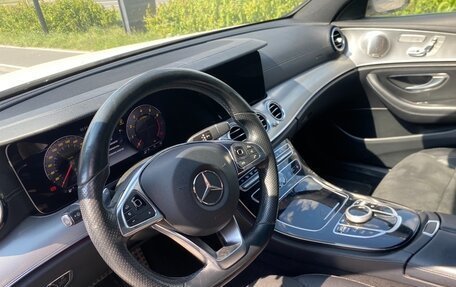 Mercedes-Benz E-Класс, 2016 год, 2 390 000 рублей, 9 фотография