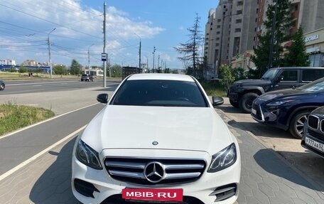 Mercedes-Benz E-Класс, 2016 год, 2 390 000 рублей, 2 фотография