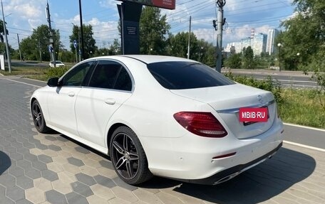 Mercedes-Benz E-Класс, 2016 год, 2 390 000 рублей, 6 фотография