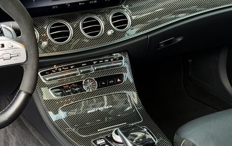 Mercedes-Benz E-Класс AMG, 2019 год, 6 800 000 рублей, 23 фотография