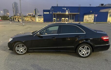 Mercedes-Benz E-Класс, 2011 год, 1 550 000 рублей, 8 фотография