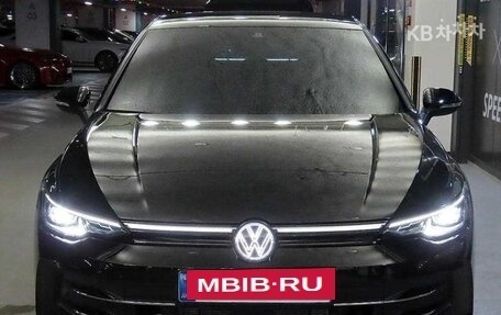 Volkswagen Golf VIII, 2025 год, 2 600 000 рублей, 2 фотография