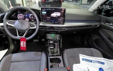 Volkswagen Golf VIII, 2025 год, 2 600 000 рублей, 10 фотография