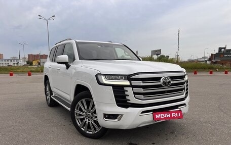Toyota Land Cruiser, 2022 год, 11 200 000 рублей, 6 фотография