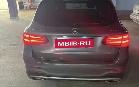 Mercedes-Benz GLC, 2019 год, 3 900 000 рублей, 4 фотография
