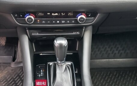 Mazda 6, 2019 год, 2 900 000 рублей, 18 фотография