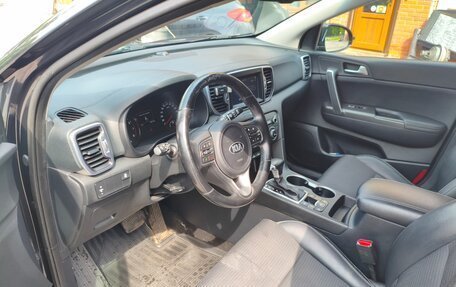 KIA Sportage IV рестайлинг, 2018 год, 1 950 000 рублей, 10 фотография