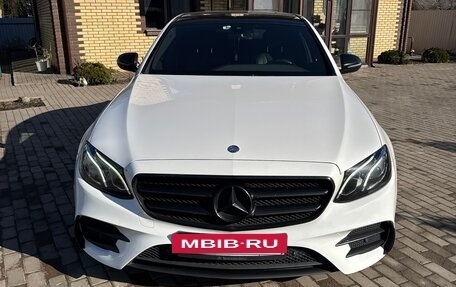 Mercedes-Benz E-Класс, 2016 год, 2 700 000 рублей, 2 фотография